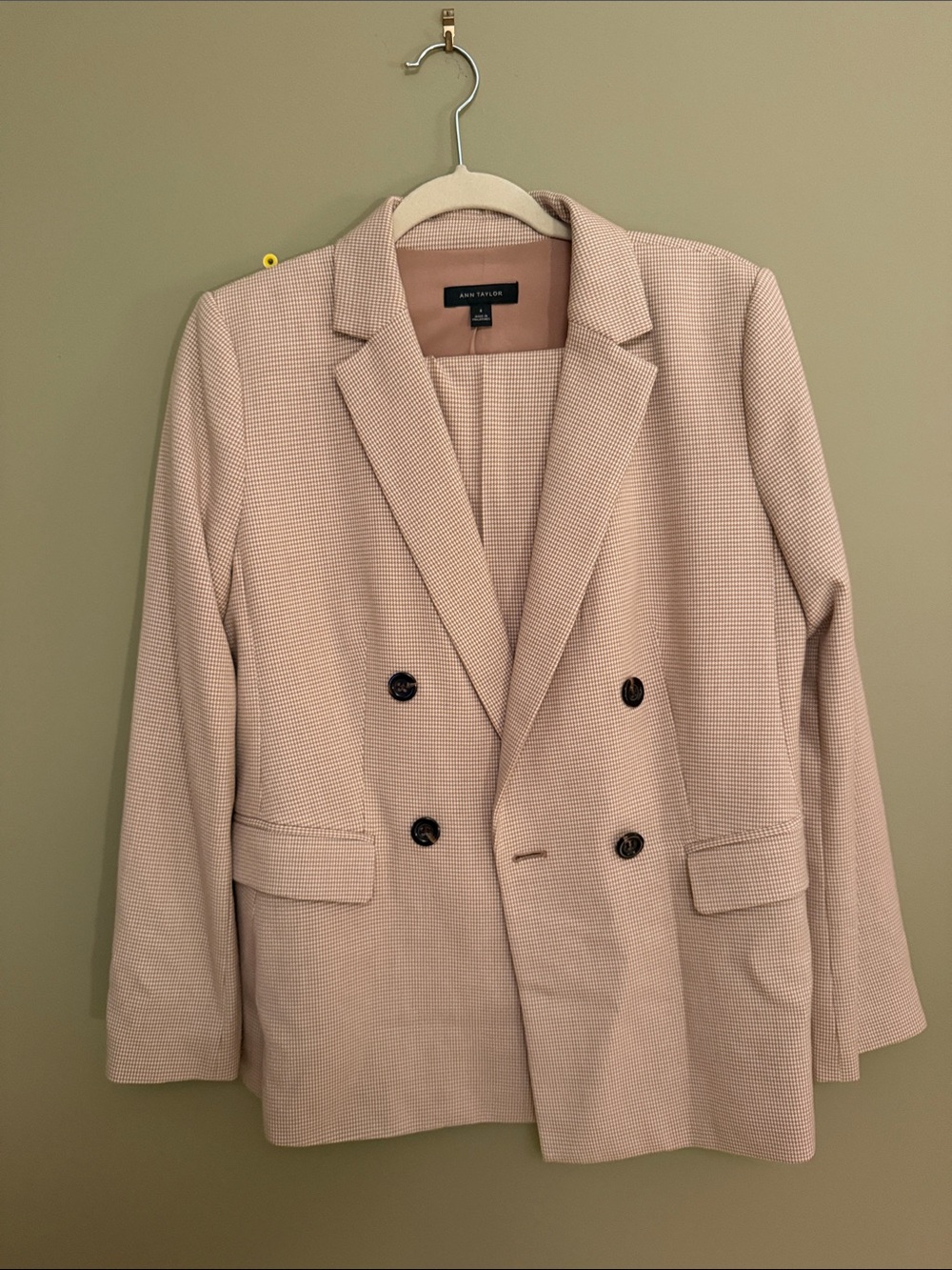 Ann Taylor Women's Double-Breasted Pants Suit Size 8 (Both Included)